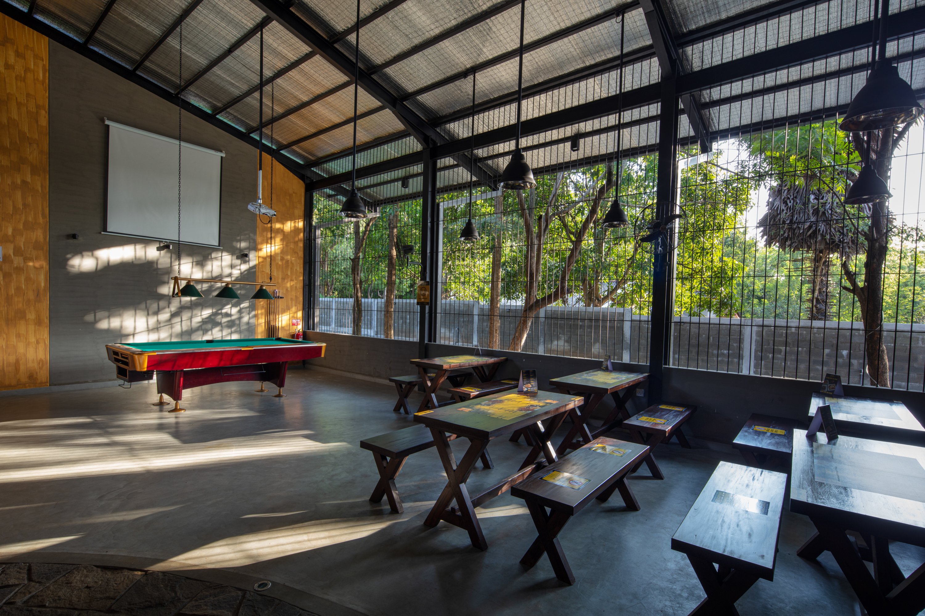 ARCHITECTURAL - RIVER HOUSE
